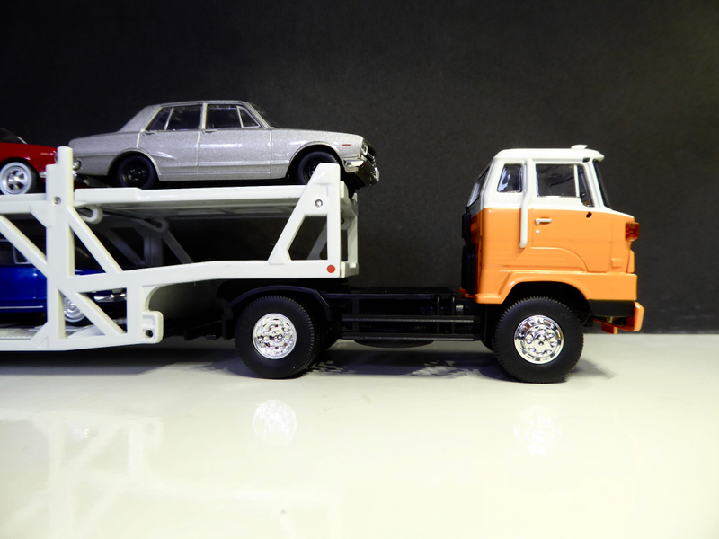 Illustration for article titled Hot Sixty 4th: Land of the Tomica Transporter